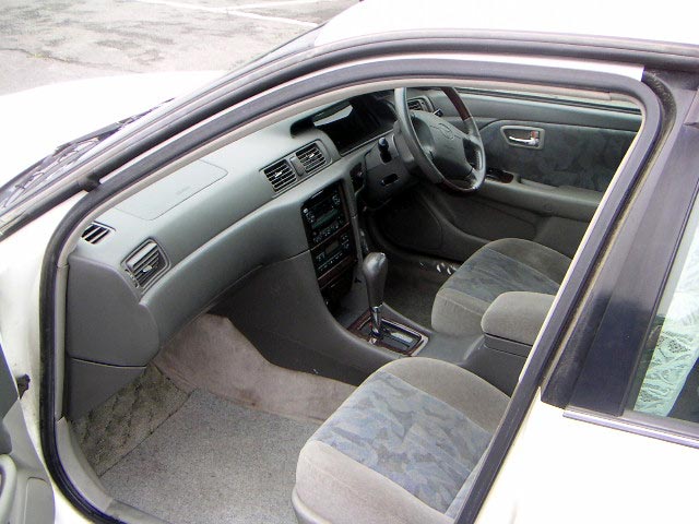 1999 Toyota Camry Images