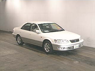 1999 Toyota Camry Photos