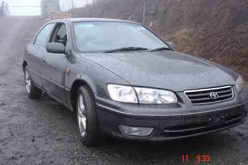 1999 Toyota Camry Photos