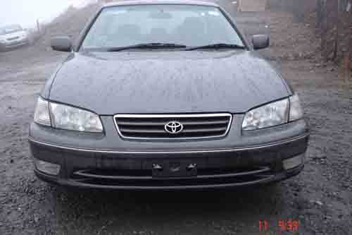 1999 Toyota Camry Photos