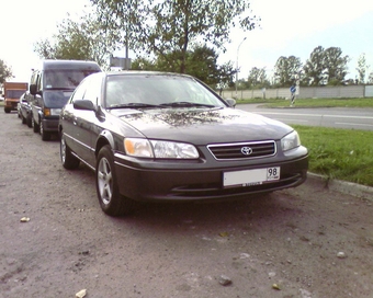 2000 Toyota Camry