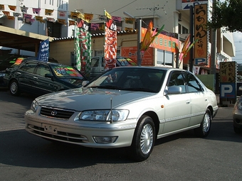 2000 Toyota Camry