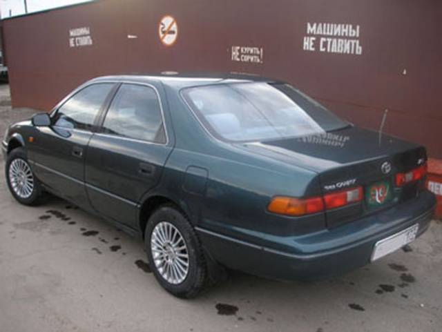 2000 Toyota Camry