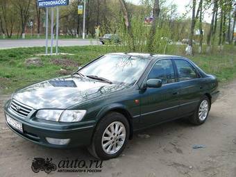 2000 Toyota Camry