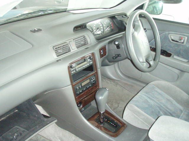 2000 Toyota Camry