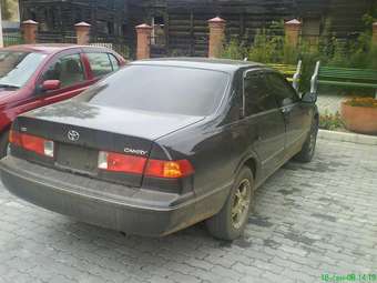 2000 Toyota Camry