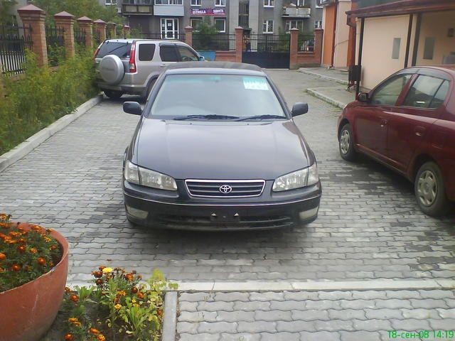 2000 Toyota Camry