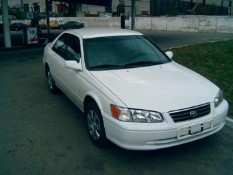 2000 Toyota Camry