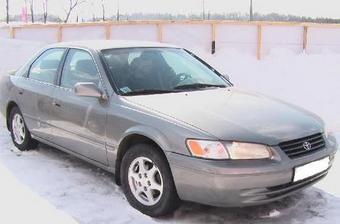 2000 Toyota Camry Pictures