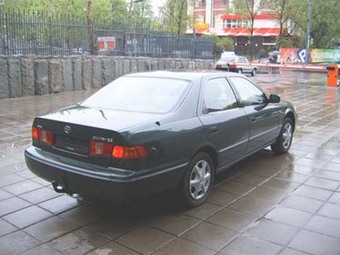 2000 Toyota Camry Pictures