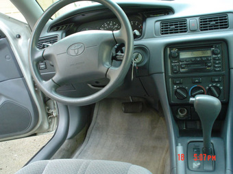 2000 Toyota Camry Pictures