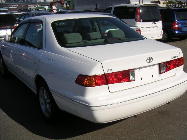 2000 Toyota Camry Images
