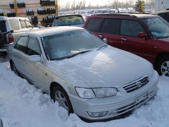 2000 Toyota Camry