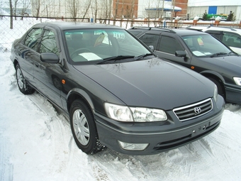 2000 Toyota Camry