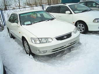 2000 Toyota Camry