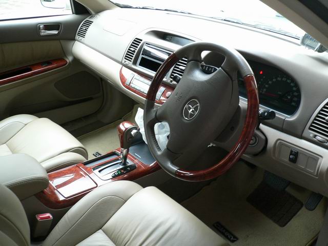 2002 Toyota Camry Photos
