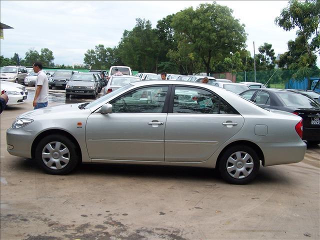 2002 Toyota Camry Pictures