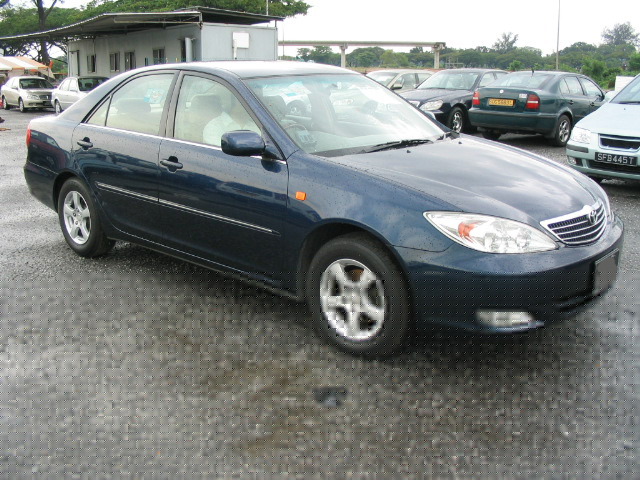 2002 Toyota Camry Photos