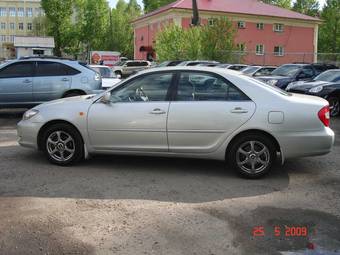 2002 Toyota Camry Photos