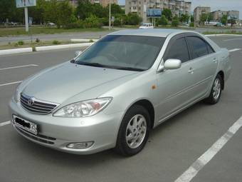 2002 Toyota Camry Photos