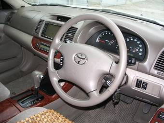 2002 Toyota Camry Photos