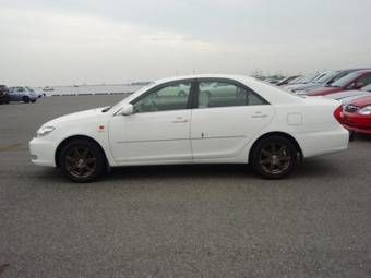 2002 Toyota Camry Photos