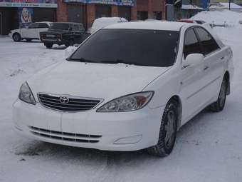 2003 Toyota Camry Photos
