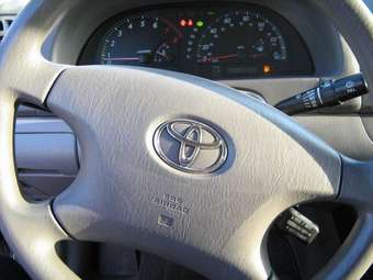 2003 Toyota Camry Photos