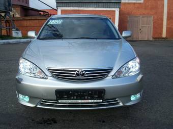 2003 Toyota Camry Photos