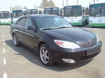 2003 Toyota Camry Photos