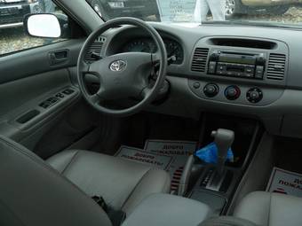 2003 Toyota Camry Images