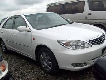 2003 Toyota Camry Wallpapers