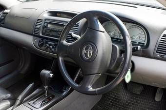 2003 Toyota Camry Photos