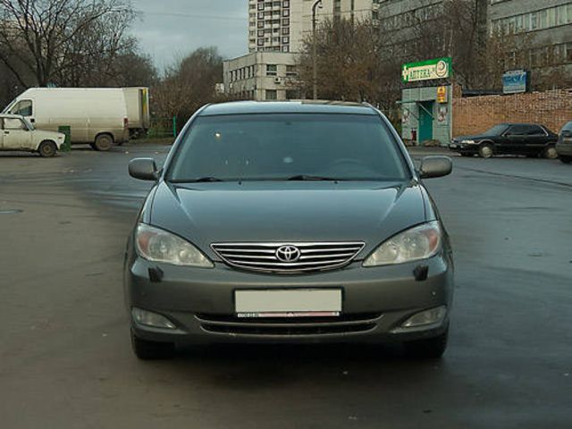 2004 Toyota Camry