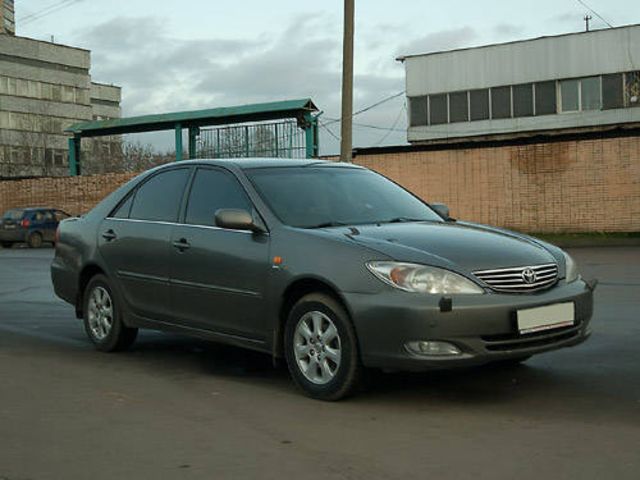 2004 Toyota Camry