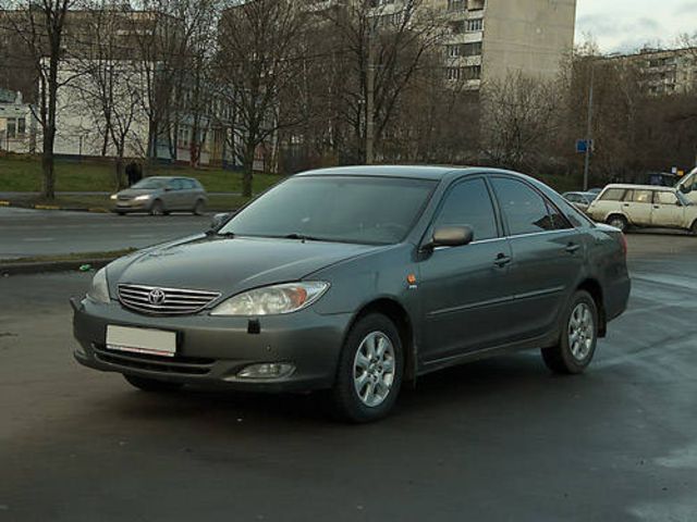 2004 Toyota Camry