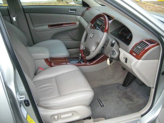 2004 Toyota Camry