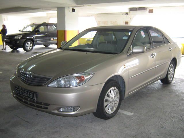 2004 Toyota Camry