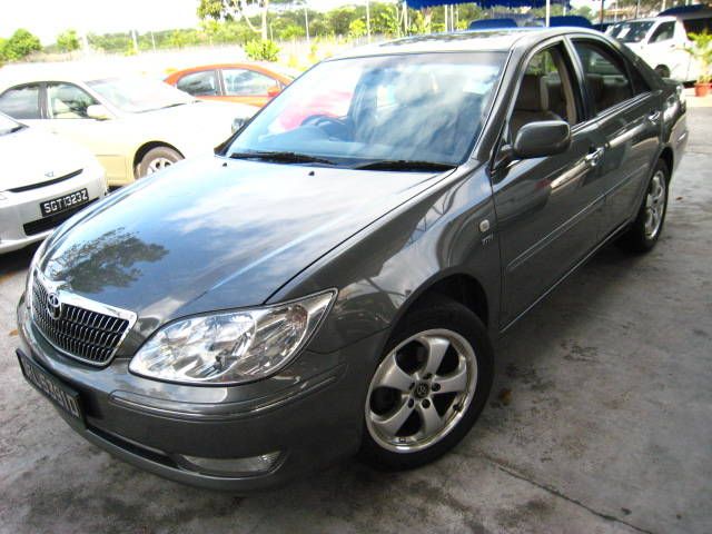 2004 Toyota Camry
