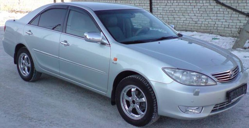 2004 Toyota Camry