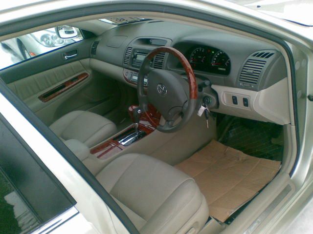 2004 Toyota Camry