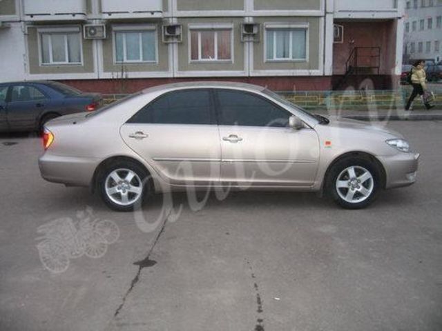 2004 Toyota Camry