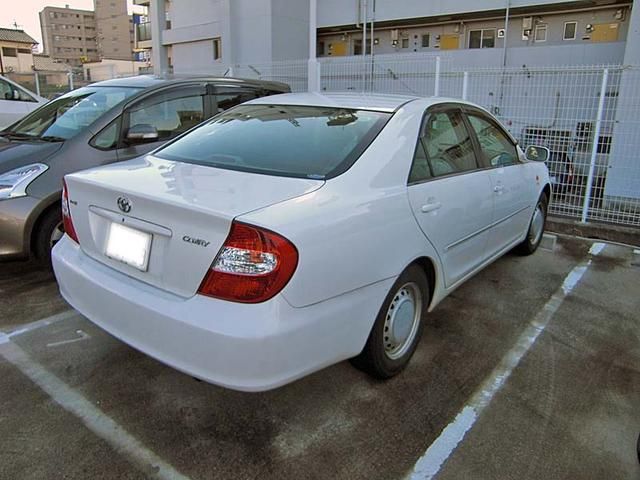 2004 Toyota Camry