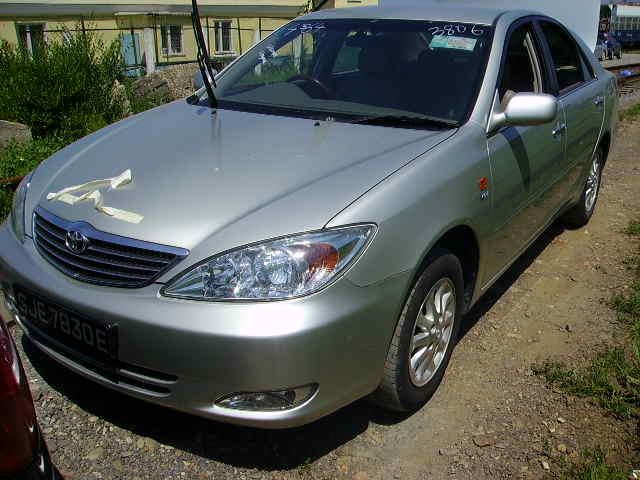 2004 Toyota Camry