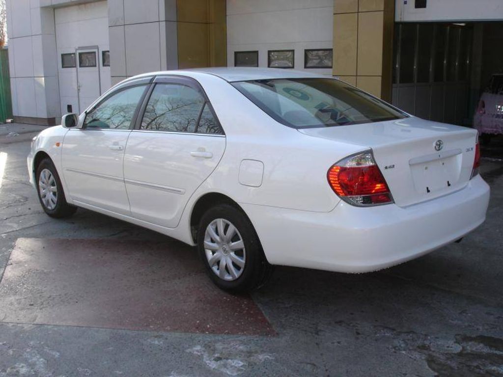 2004 Toyota Camry