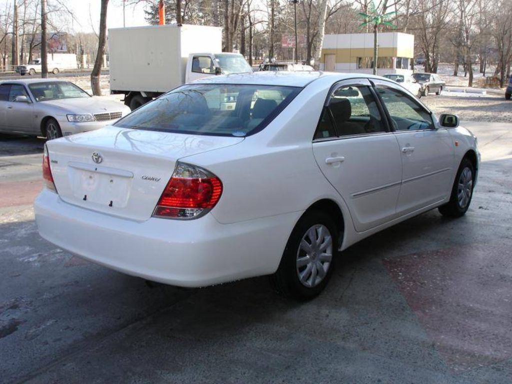 2004 Toyota Camry