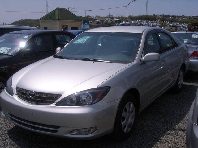 2004 Toyota Camry