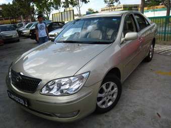 2004 Toyota Camry
