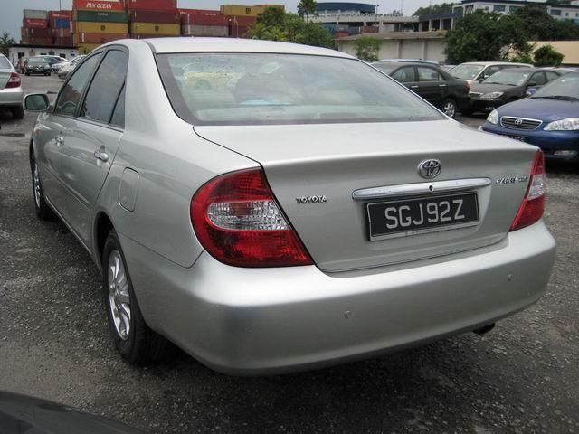 2004 Toyota Camry