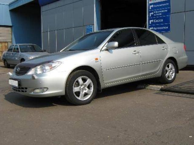 2004 Toyota Camry